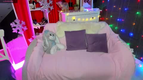 Emiliya online show from 12-21-24, 05:14