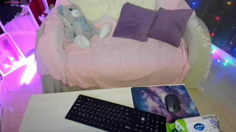 Emiliya online show from 12-29-24, 02:49