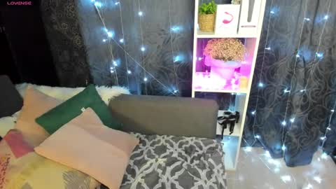 Emiliya online show from 02-03-25, 02:14