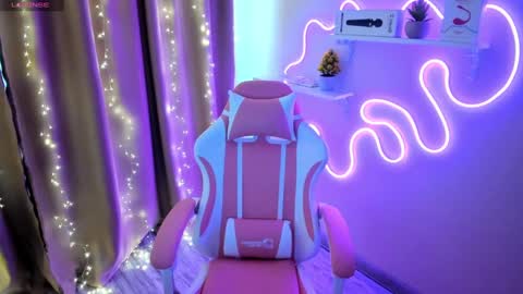 Emiliya online show from 02-23-25, 05:23