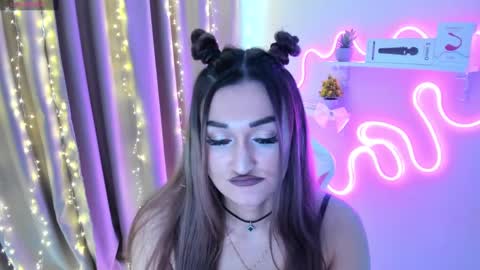 Emiliya online show from 03-08-25, 08:33