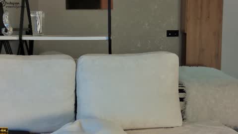 Emiljanna online show from 11-21-25, 04:00