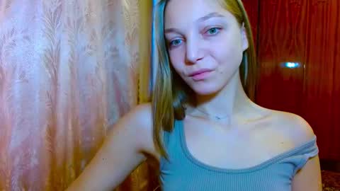 Emilly online show from 12-03-25, 11:52