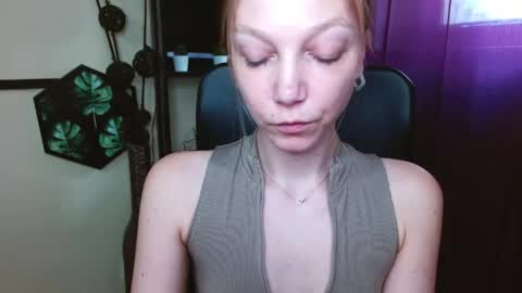 Emilly online show from 04-22-26, 02:18