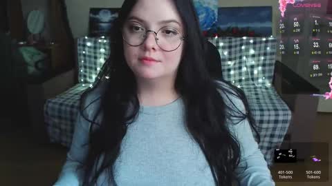 Emily online show from 12-20-25, 09:33