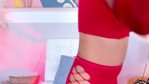 Snapshot of emillygonzalez chatting on 09-27-25, 12:32 .  . online show from 09-27-25, 12:32