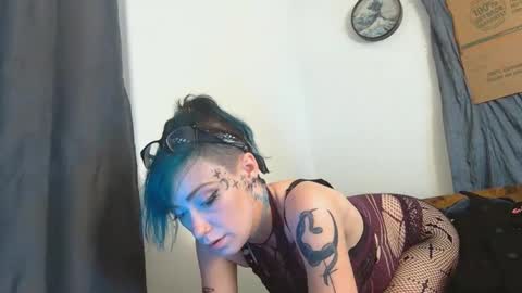 Snapshot of emily0903 chatting on 10-25-25, 03:14 Emily Love online show from 10-25-25, 03:14