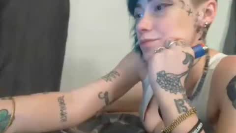 Snapshot of emily0903 chatting on 10-30-25, 03:30 Emily Love online show from 10-30-25, 03:30