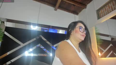 Snapshot of emily18__ chatting on 03-07-25, 10:56 Emily online show from 03-07-25, 10:56