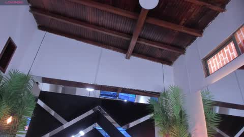 Snapshot of emily18__ chatting on 03-10-25, 02:05 Emily online show from 03-10-25, 02:05