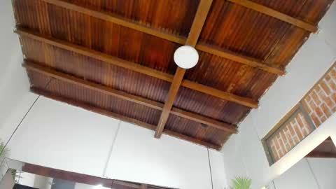 Snapshot of emily18__ chatting on 09-23-25, 11:02 Emily online show from 09-23-25, 11:02