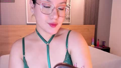 Emily online show from 12-19-25, 03:35