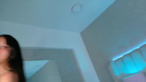 Snapshot of emily__stef chatting on 05-29-26, 11:30 EMILY online show from 05-29-26, 11:30