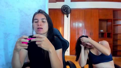 Emily and Soffy online show from 03-25-26, 12:00