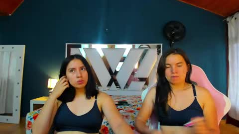 Emily and Soffy online show from 04-18-26, 07:58