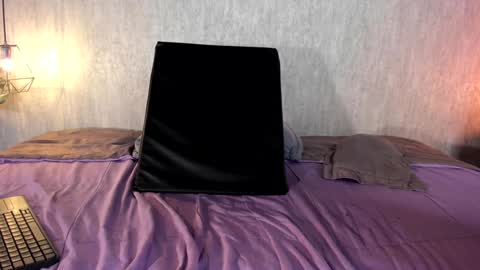 Emily online show from 12-11-24, 02:44