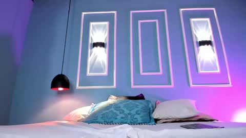 Emily online show from 02-17-25, 12:05