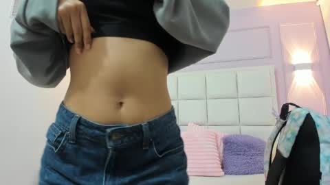 Snapshot of emily_bruss chatting on 05-29-26, 03:48 emily_bruss online show from 05-29-26, 03:48