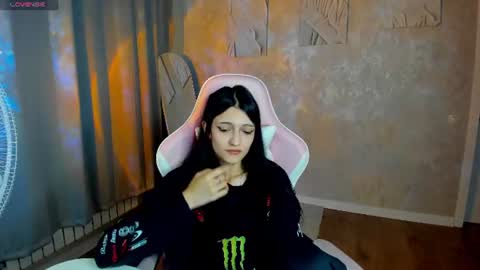Emily online show from 07-17-26, 01:01