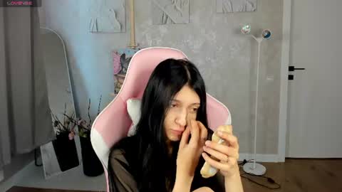 Emily online show from 07-19-26, 12:58