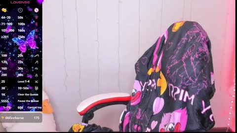 emily_cline online show from 10-31-25, 08:15