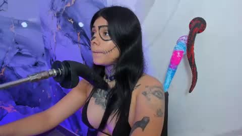 emily_evol online show from 07-18-26, 12:20