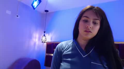 emily fox 3 online show from 09-17-25, 03:41