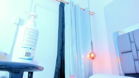 Emi  online show from 01-17-25, 05:08