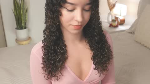 Juliana online show from 12-31-24, 01:26