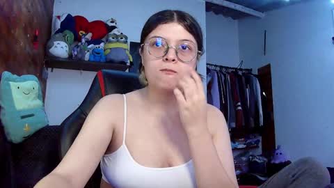 Julieta online show from 03-08-25, 09:29