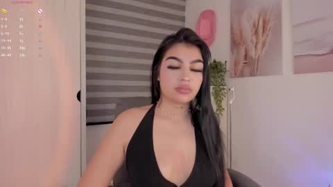 EmilyKenner  Independent model  online show from 09-09-25, 10:59