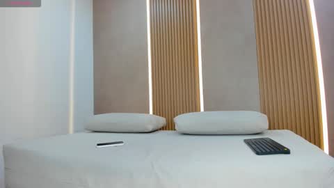 emily_kovac online show from 02-27-26, 10:37