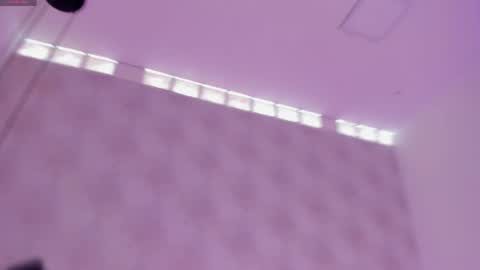 emily_luve online show from 04-18-26, 07:51