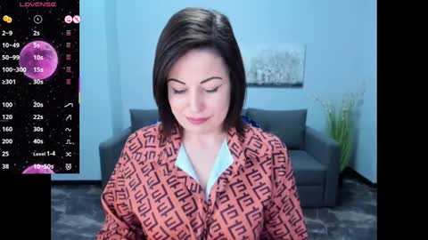 Snapshot of emily_midlton chatting on 03-02-25, 05:04 Emily online show from 03-02-25, 05:04