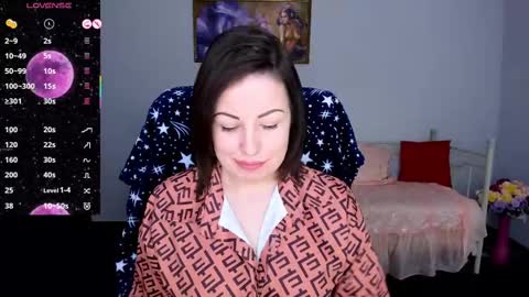 Snapshot of emily_midlton chatting on 03-03-25, 07:21 Emily online show from 03-03-25, 07:21