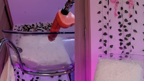 Emily online show from 01-11-25, 01:59