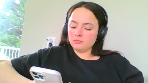 emily_morning_dew online show from 01-28-25, 12:43
