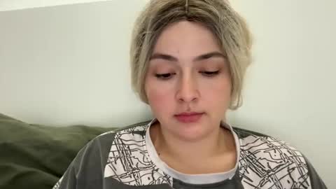 emily_morning_dew online show from 10-30-25, 08:38