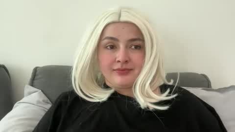 emily_morning_dew online show from 03-27-26, 08:37