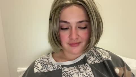 emily_morning_dew online show from 05-04-26, 06:04