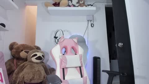 emily_palmeer online show from 01-08-25, 11:32