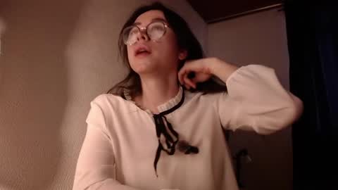 emily_pearl_ online show from 12-11-24, 10:16