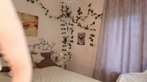 emily_relishh online show from 09-27-25, 01:16