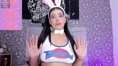 Snapshot of emily_rivera78 chatting on 11-01-25, 12:01 Emily online show from 11-01-25, 12:01