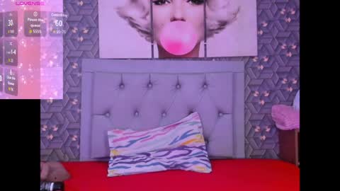 Emily online show from 04-10-26, 04:39