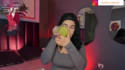 Snapshot of emily_roberts1 chatting on 01-25-25, 12:26 Emily online show from 01-25-25, 12:26