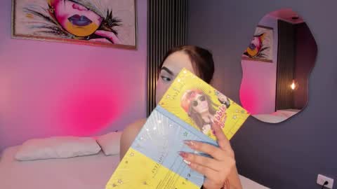 Snapshot of emily_roberts1 chatting on 02-20-25, 12:57 Emily online show from 02-20-25, 12:57