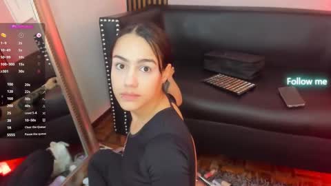 Snapshot of emily_roberts1 chatting on 09-09-25, 12:48 Emily online show from 09-09-25, 12:48