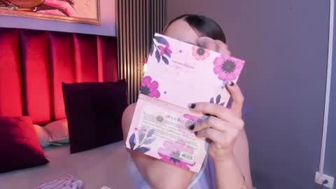 Snapshot of emily_roberts1 chatting on 12-19-25, 09:22 Emily online show from 12-19-25, 09:22