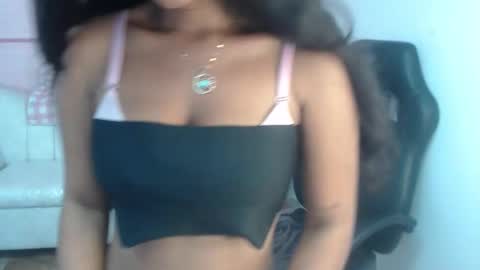 emily_smith_t online show from 03-18-26, 09:40